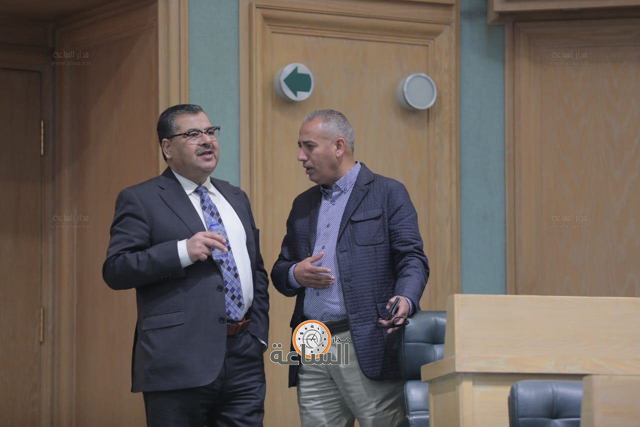 Madar Al-Saa Images 0.348441843117936