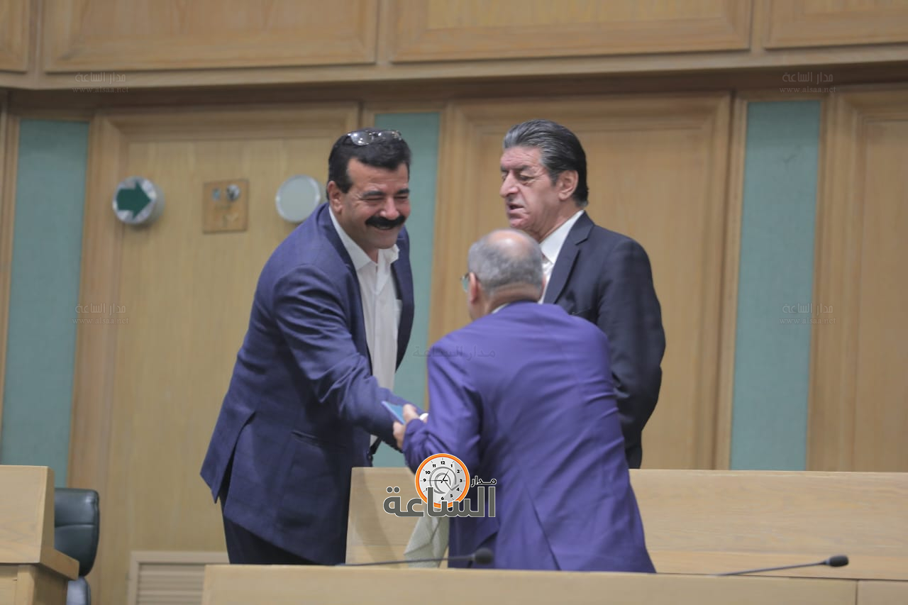 Madar Al-Saa Images 0.5795960033452453