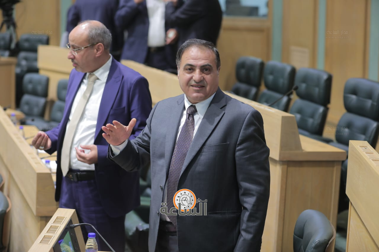 Madar Al-Saa Images 0.44281983371615163