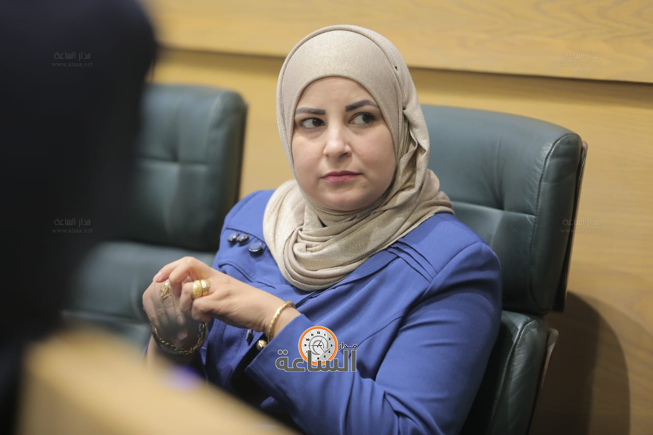 Madar Al-Saa Images 0.913941685846432