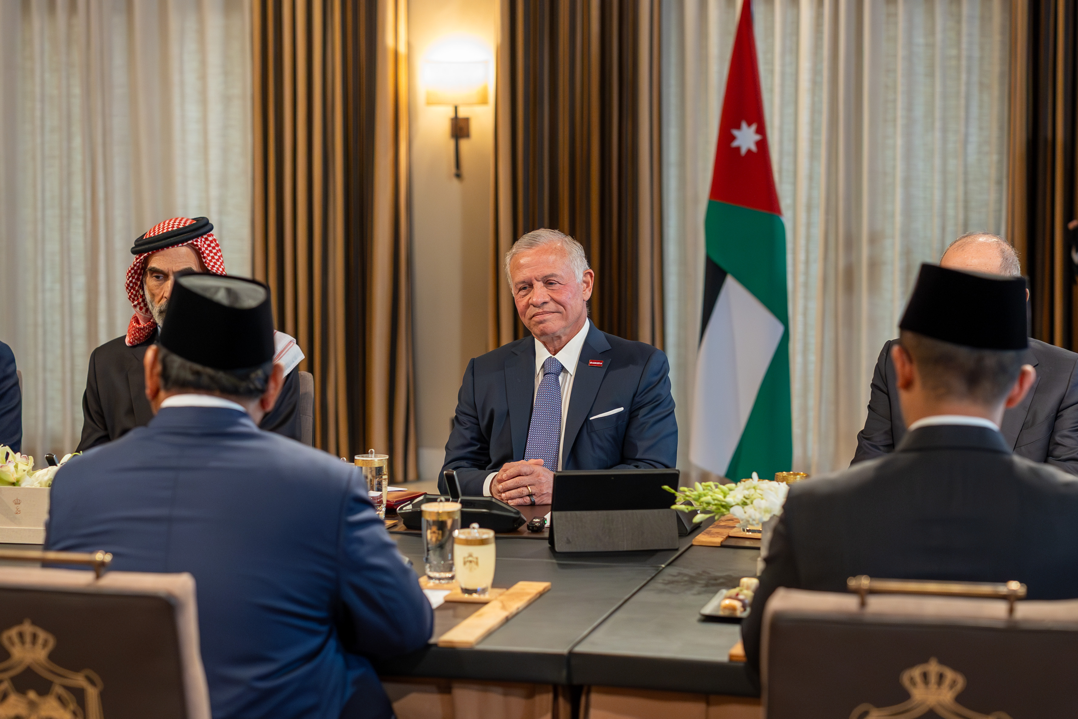 Madar Al-Saa Images 0.21652993058218128