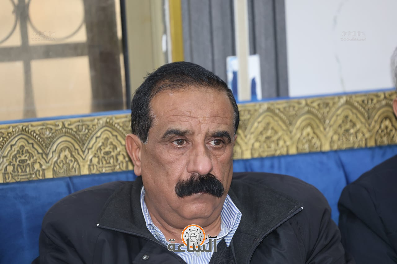 Madar Al-Saa Images 0.8792231856413879