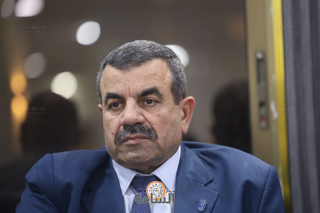 Madar Al-Saa Images 0.4404114044468459