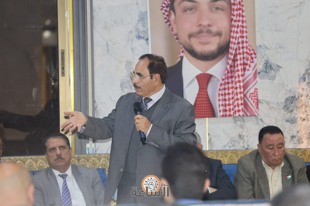 Madar Al-Saa Images 0.16675366011202875