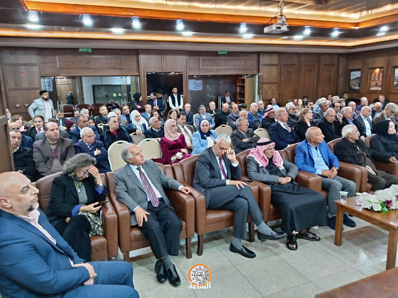 Madar Al-Saa Images 0.4108821111169386