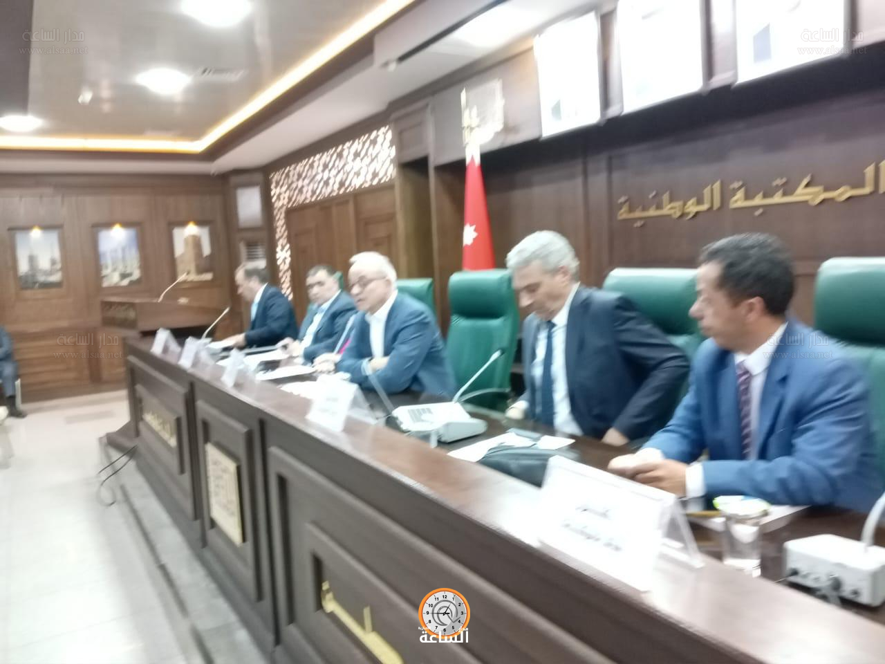 Madar Al-Saa Images 0.9125145069332781