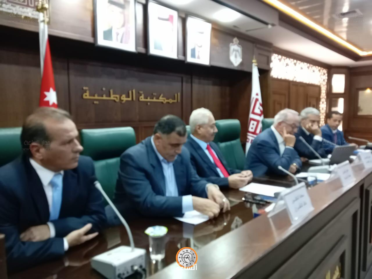 Madar Al-Saa Images 0.17411472983963228