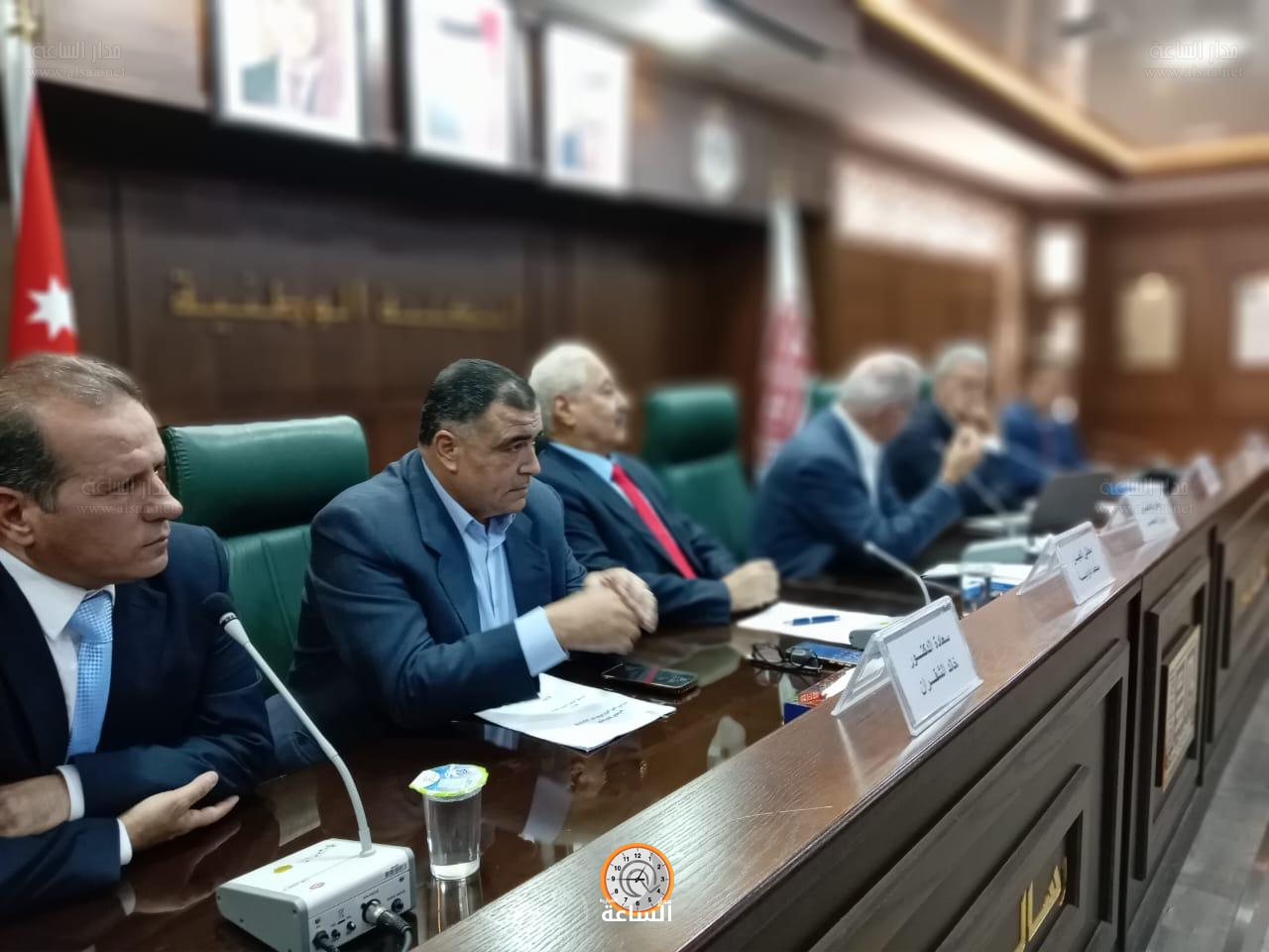 Madar Al-Saa Images 0.9981770736282287