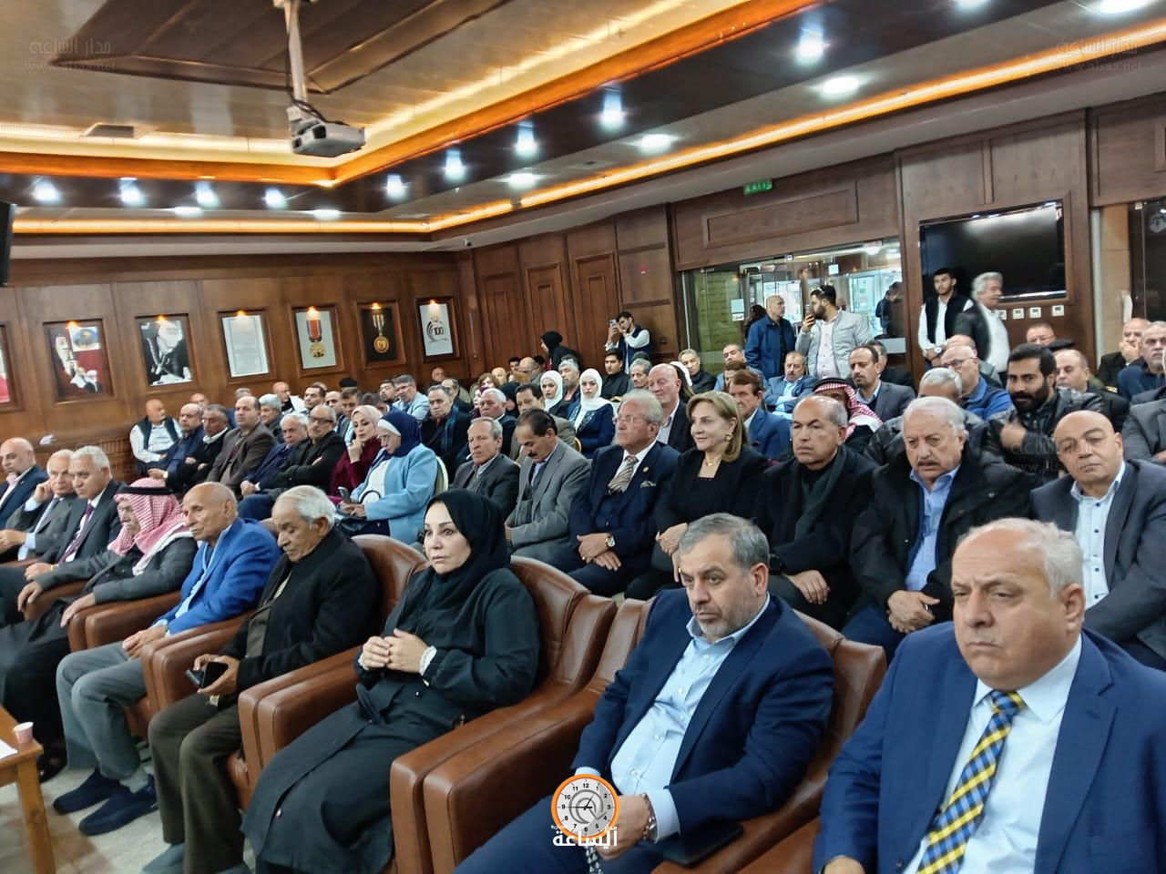 Madar Al-Saa Images 0.6102428899258783