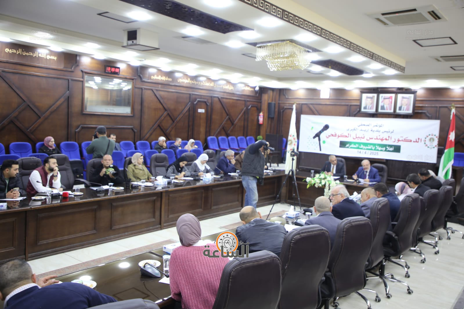 Madar Al-Saa Images 0.15684381077691256