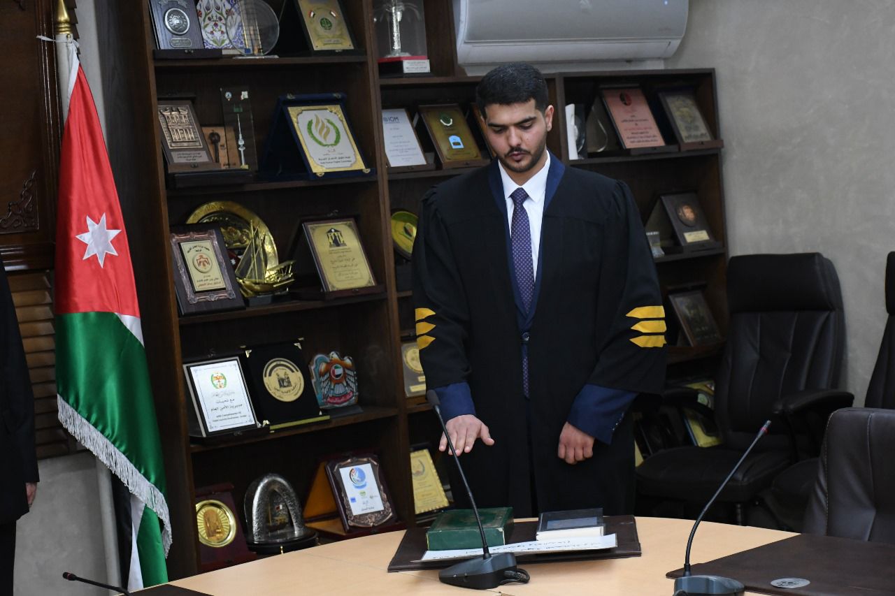 Madar Al-Saa Images 0.3500409451824964