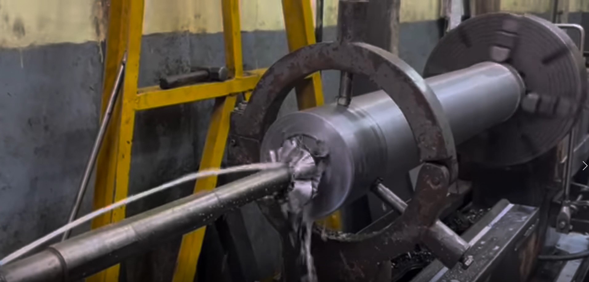 Madar Al-Saa Images 0.5555437391806144