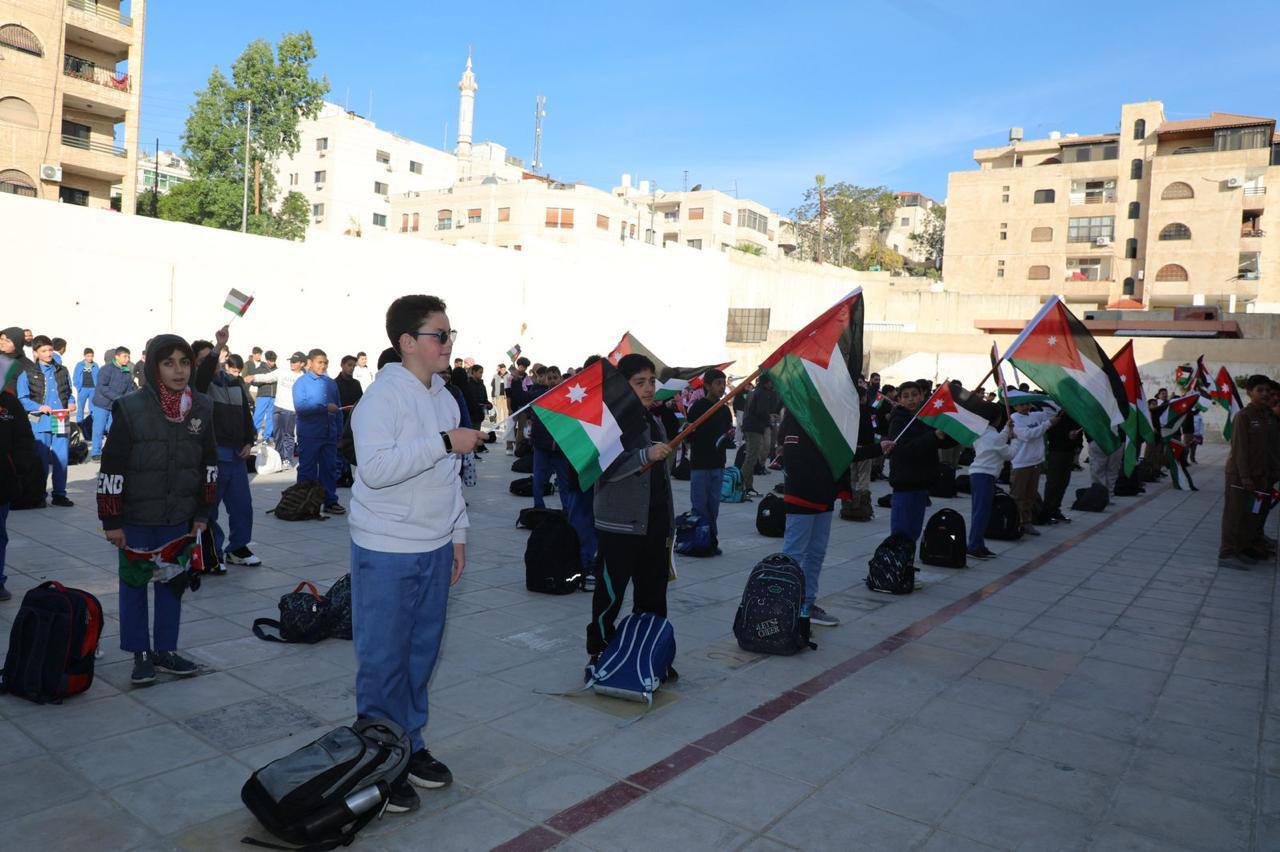 Madar Al-Saa Images 0.979476090512116