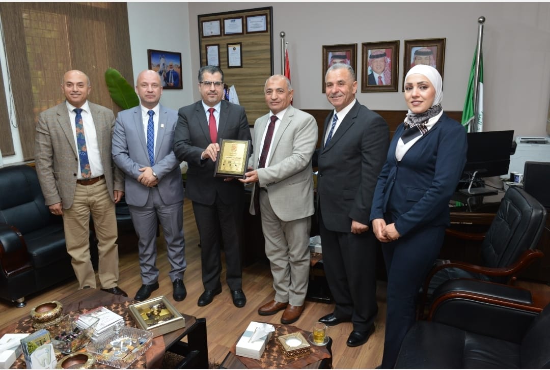 Madar Al-Saa Images 0.39073253046766465