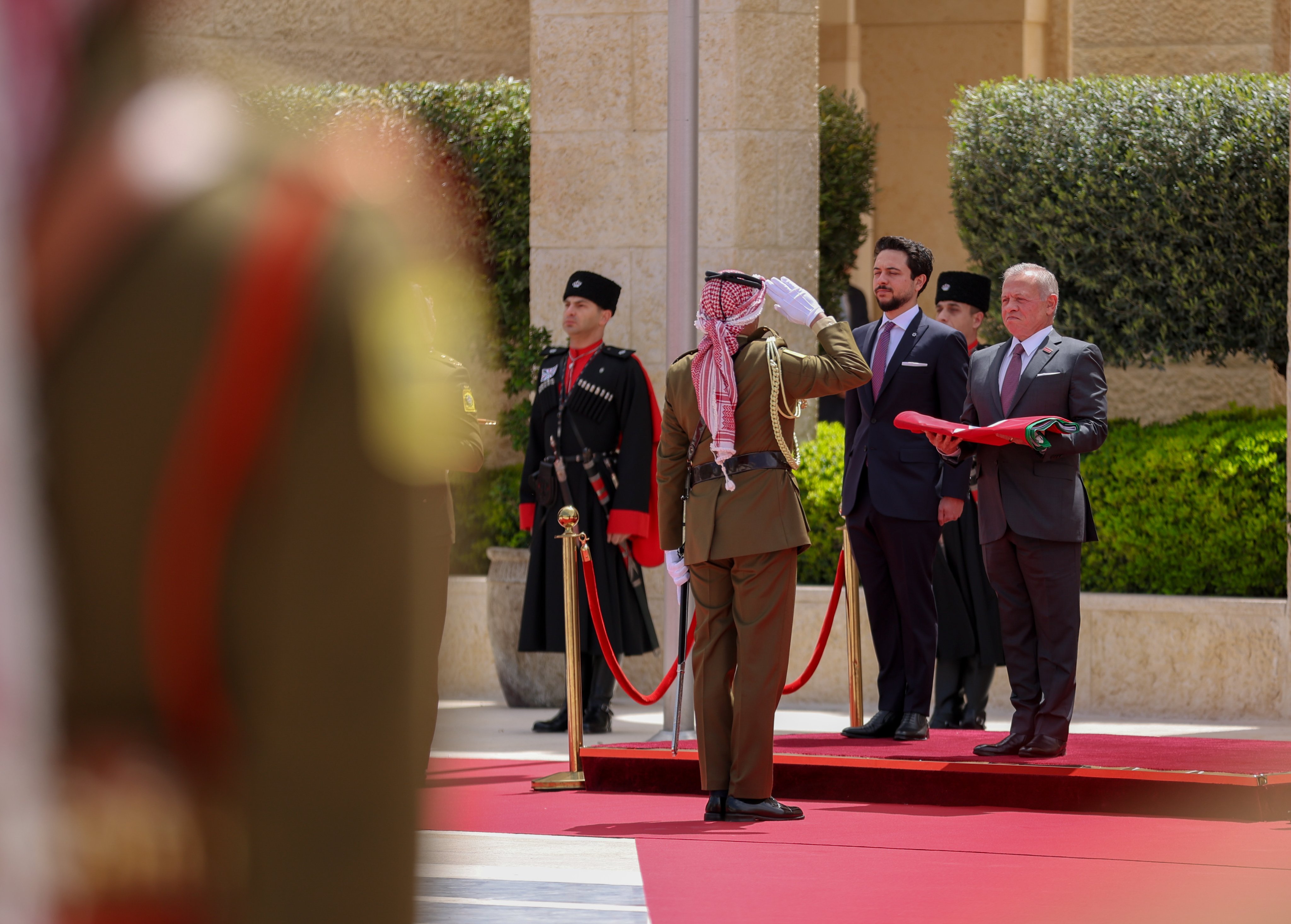 Madar Al-Saa Images 0.024741515610912534