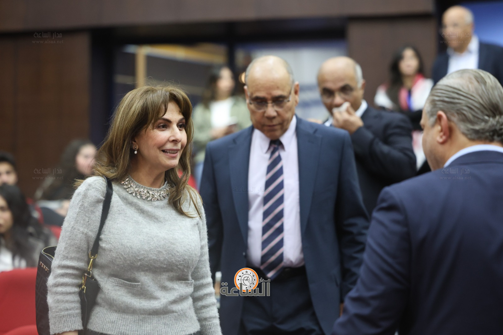 Madar Al-Saa Images 0.027756192221621734