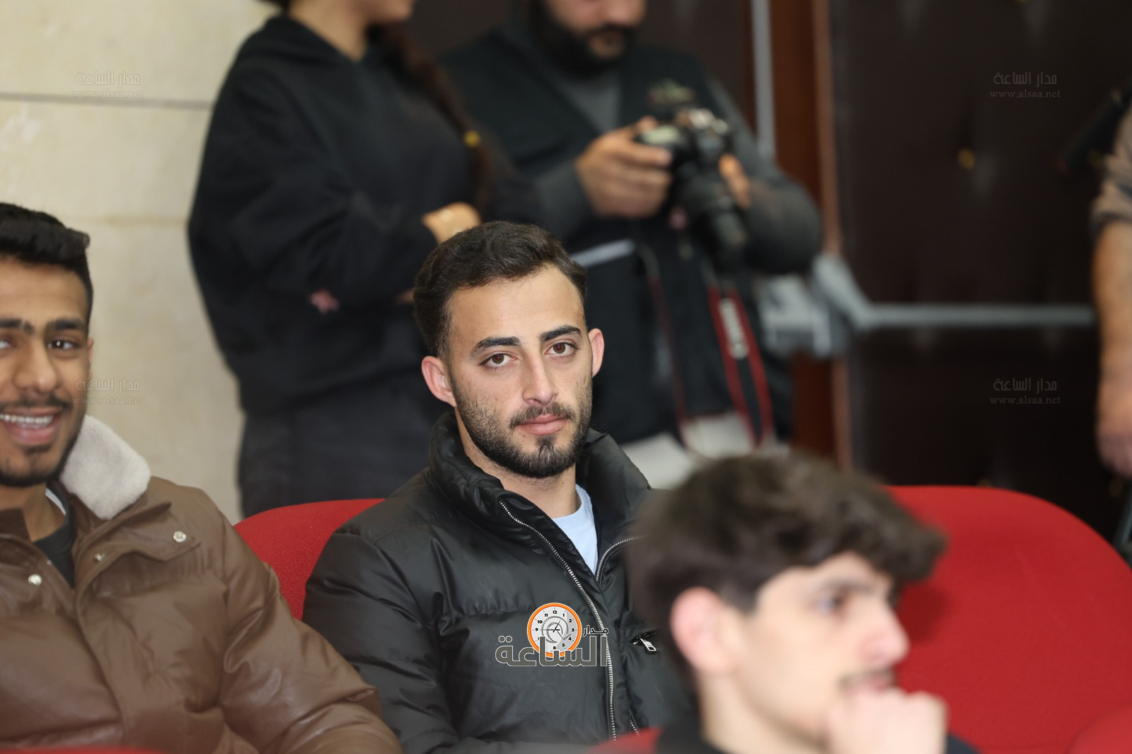 Madar Al-Saa Images 0.7929934057689267