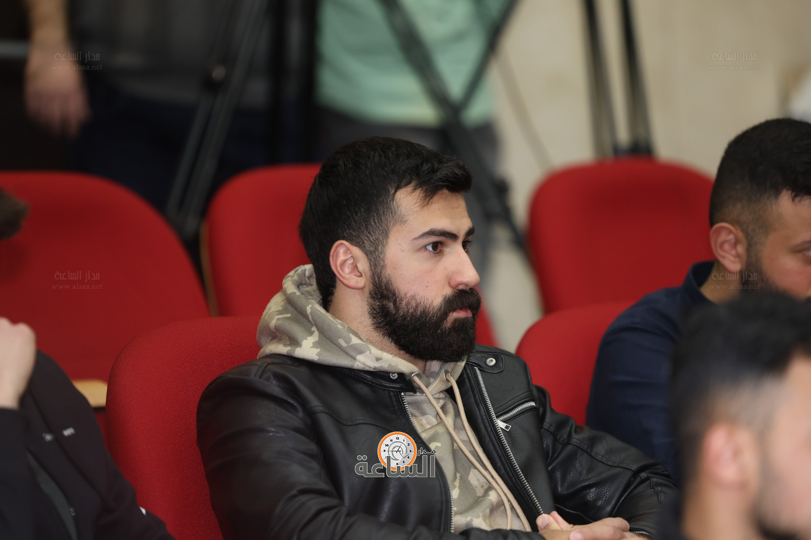 Madar Al-Saa Images 0.8130093971987581