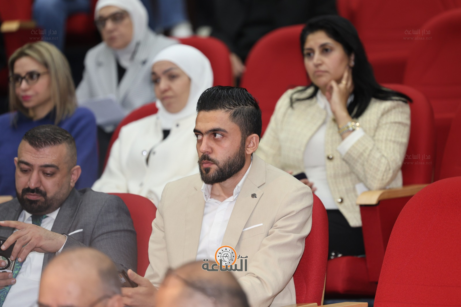 Madar Al-Saa Images 0.2942240880640288