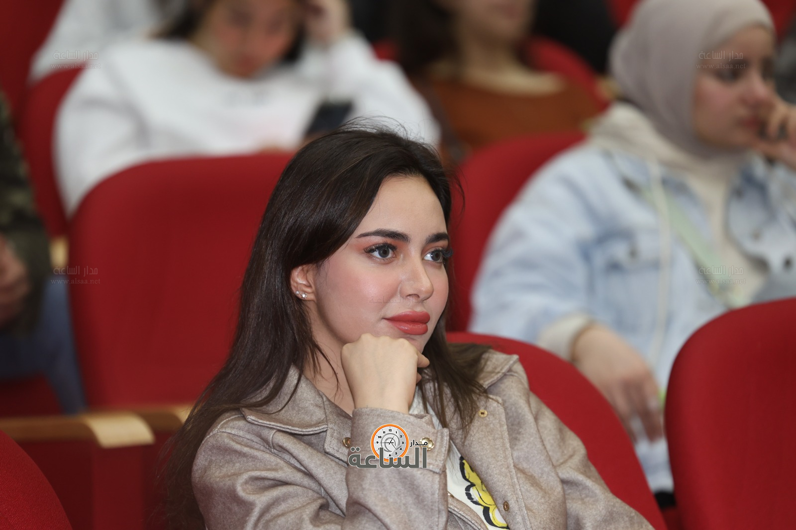 Madar Al-Saa Images 0.2820438392924134