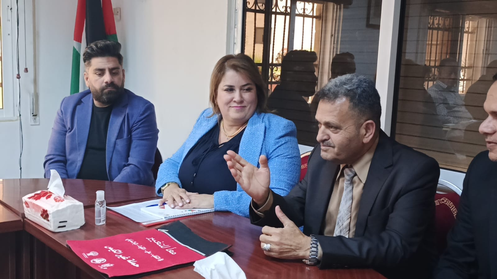 Madar Al-Saa Images 0.15593397472804327