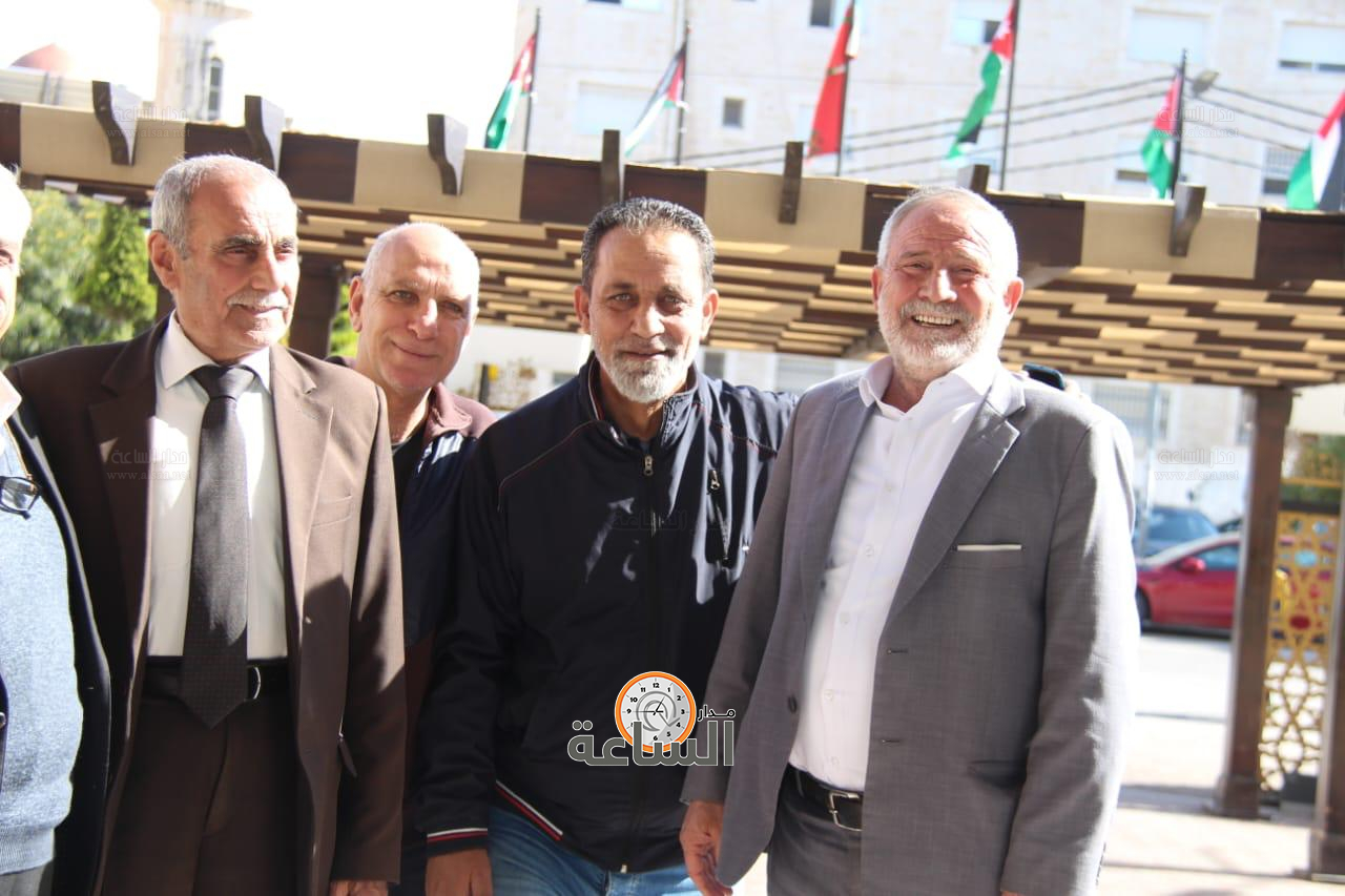 Madar Al-Saa Images 0.4612410397474527