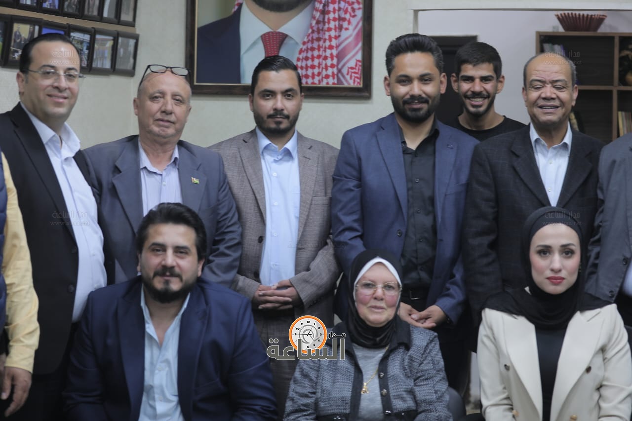 Madar Al-Saa Images 0.2420516195175757