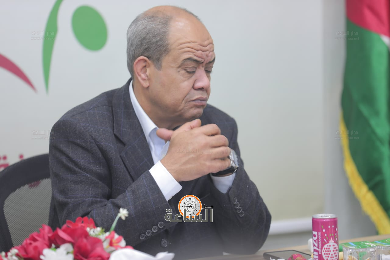 Madar Al-Saa Images 0.18816810114952198