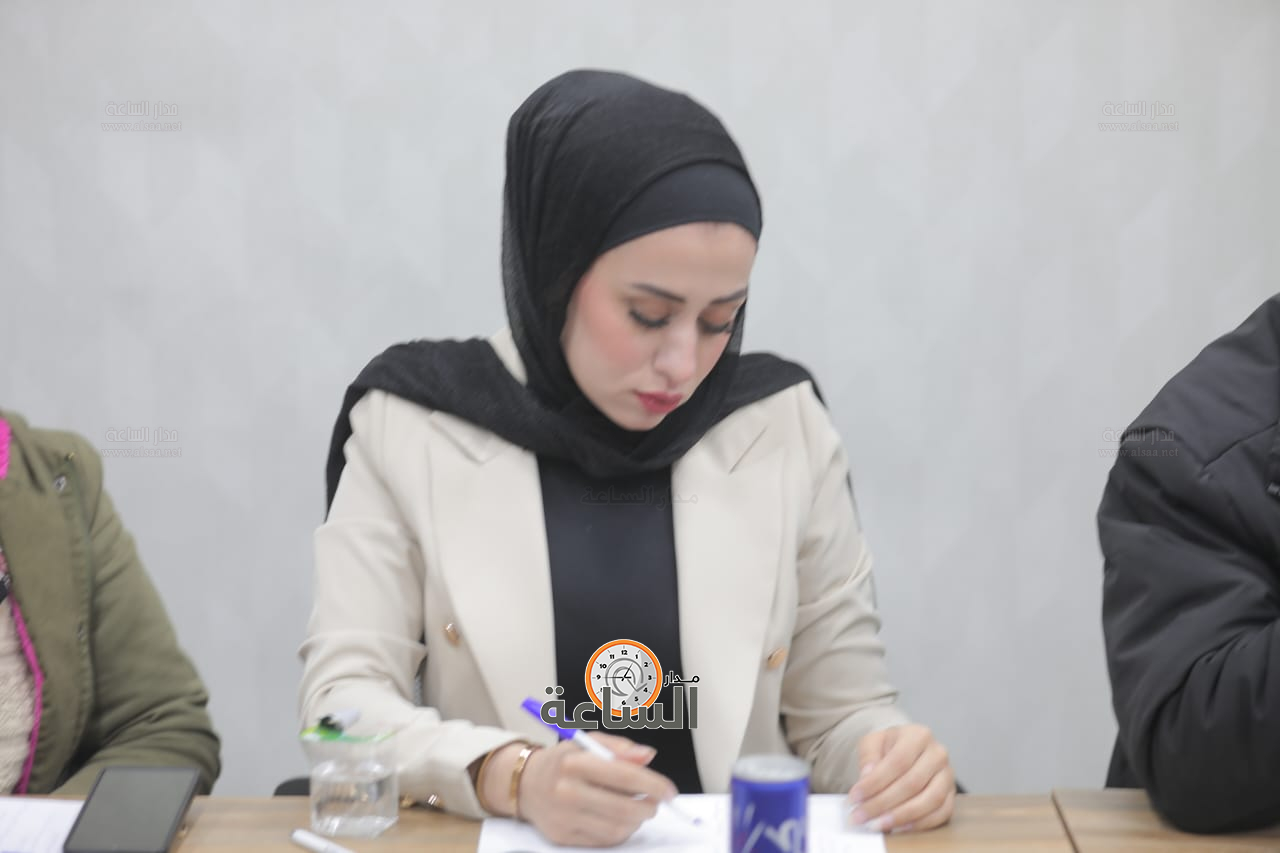 Madar Al-Saa Images 0.4739754480018278