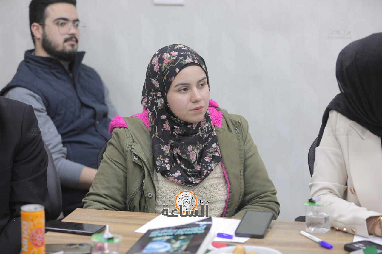 Madar Al-Saa Images 0.03858691629707367