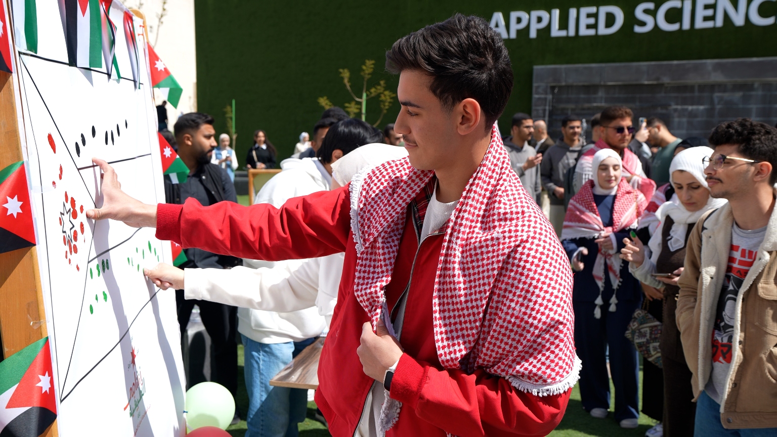 Madar Al-Saa Images 0.3176797219223414