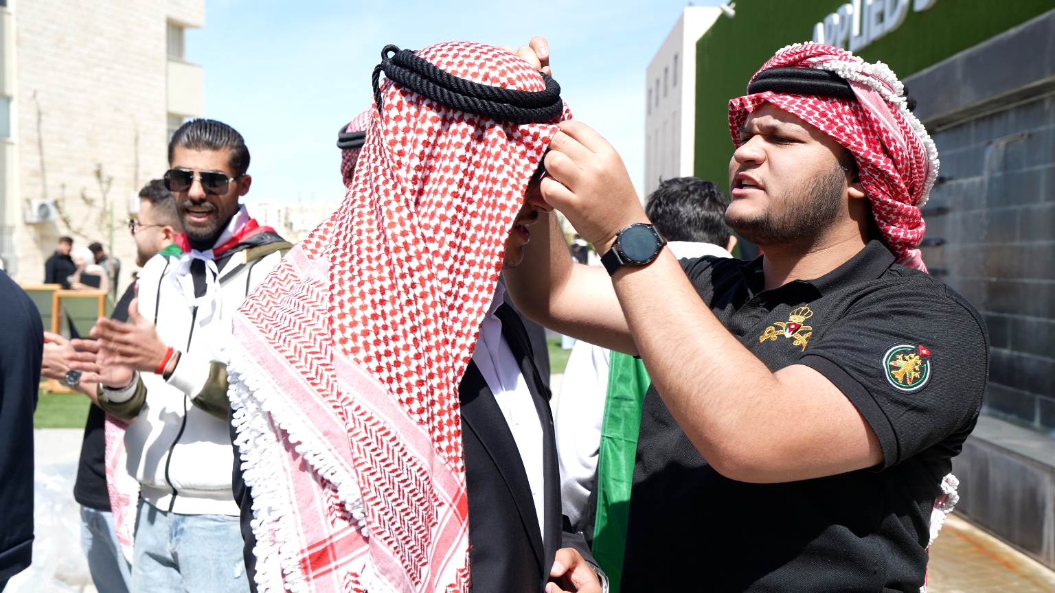 Madar Al-Saa Images 0.21280763147085413