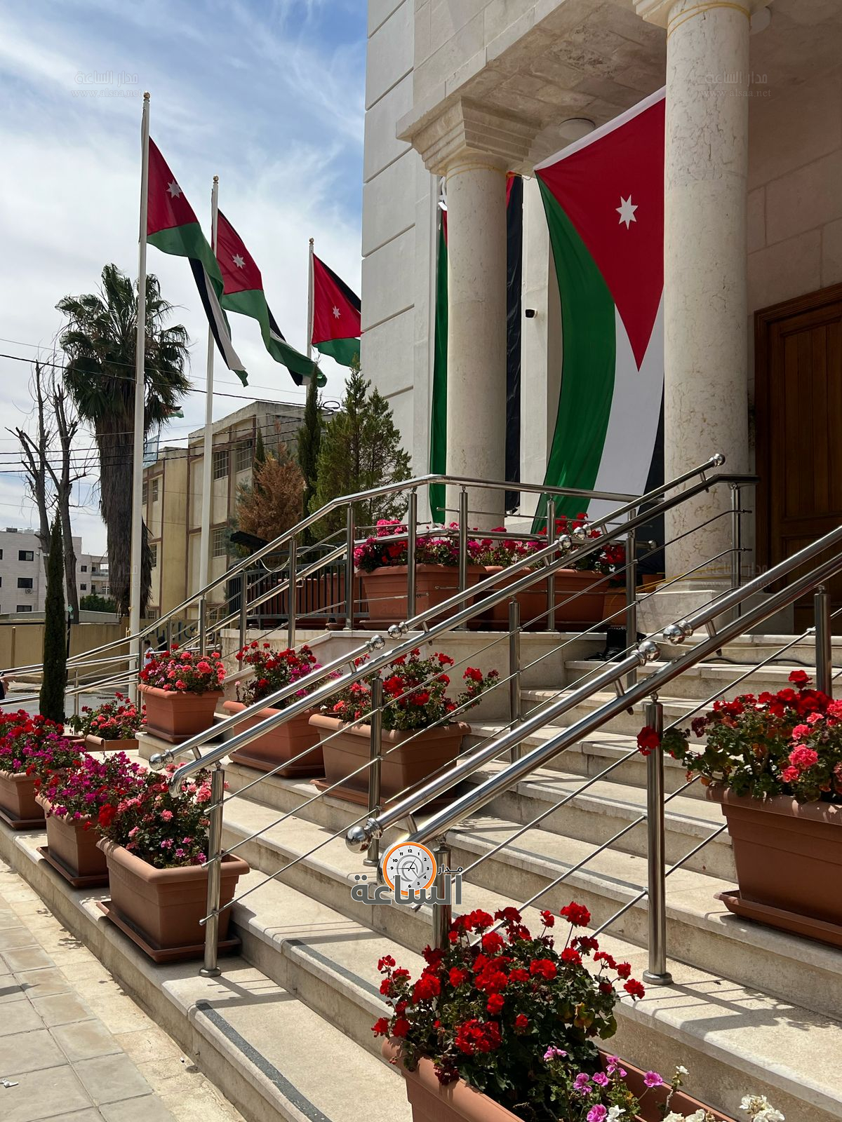 Madar Al-Saa Images 0.09654976093868184