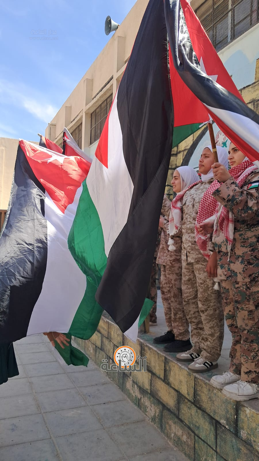 Madar Al-Saa Images 0.1051835504115397