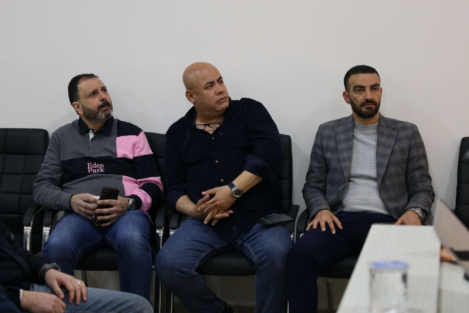 Madar Al-Saa Images 0.4096349180000365