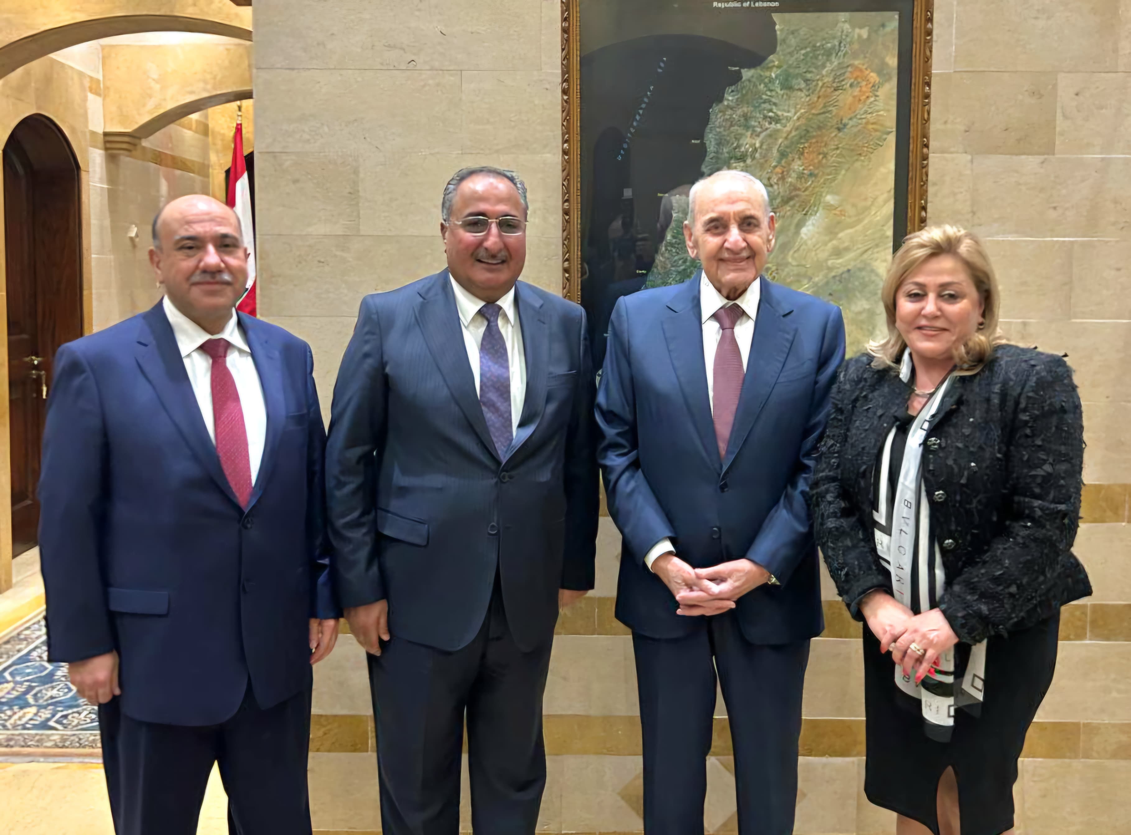 Madar Al-Saa Images 0.32843164741233455