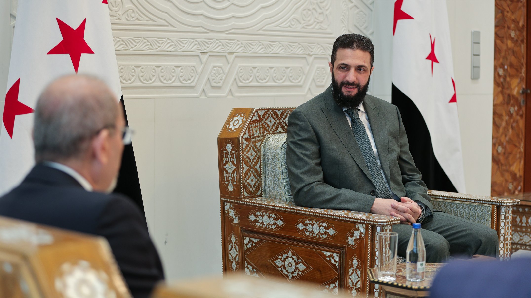 Madar Al-Saa Images 0.5059990351422575