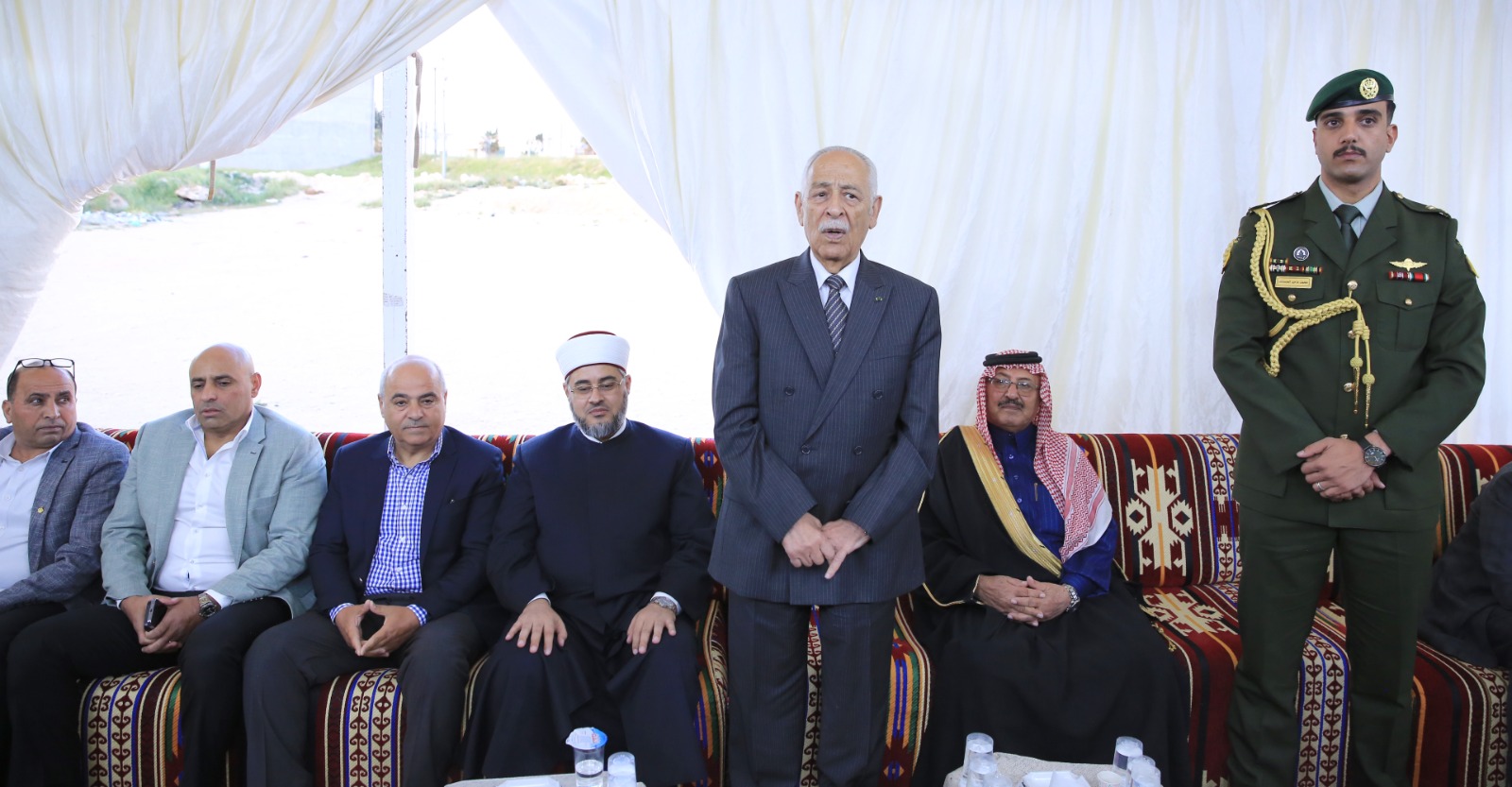 Madar Al-Saa Images 0.01082349497739632