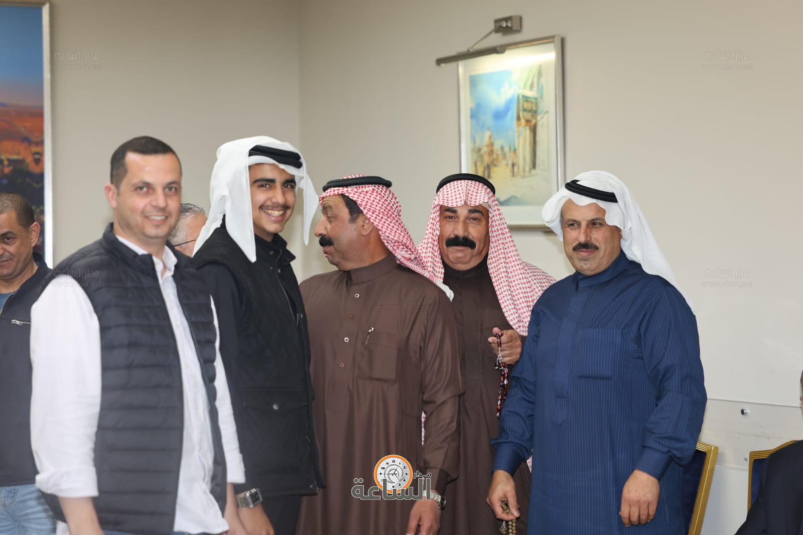 Madar Al-Saa Images 0.6664932876910976