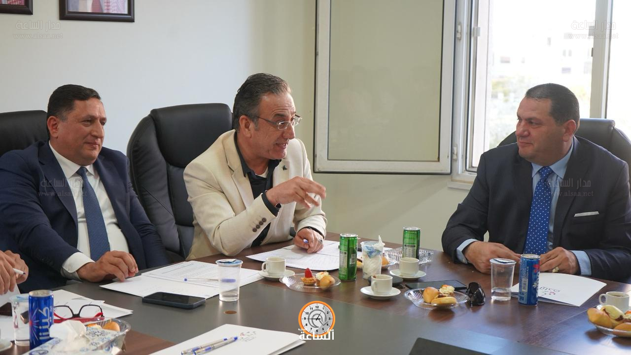 Madar Al-Saa Images 0.041456727305847596