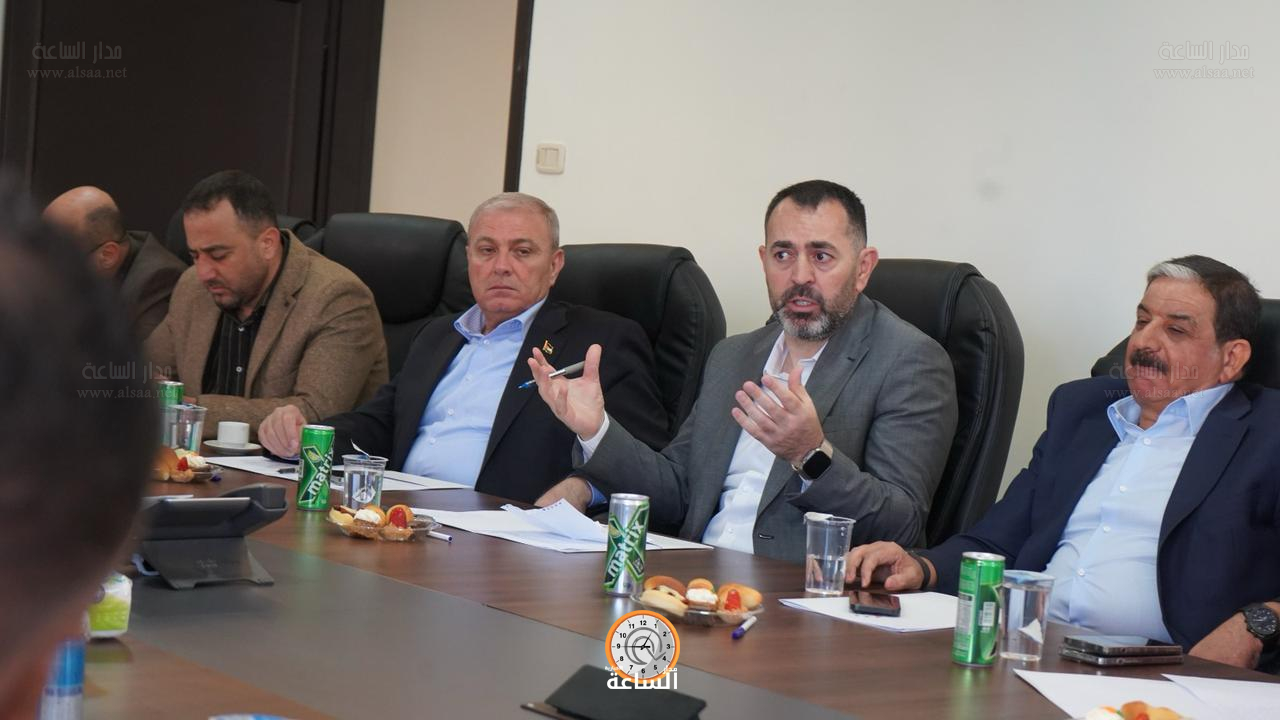 Madar Al-Saa Images 0.9110472298201626