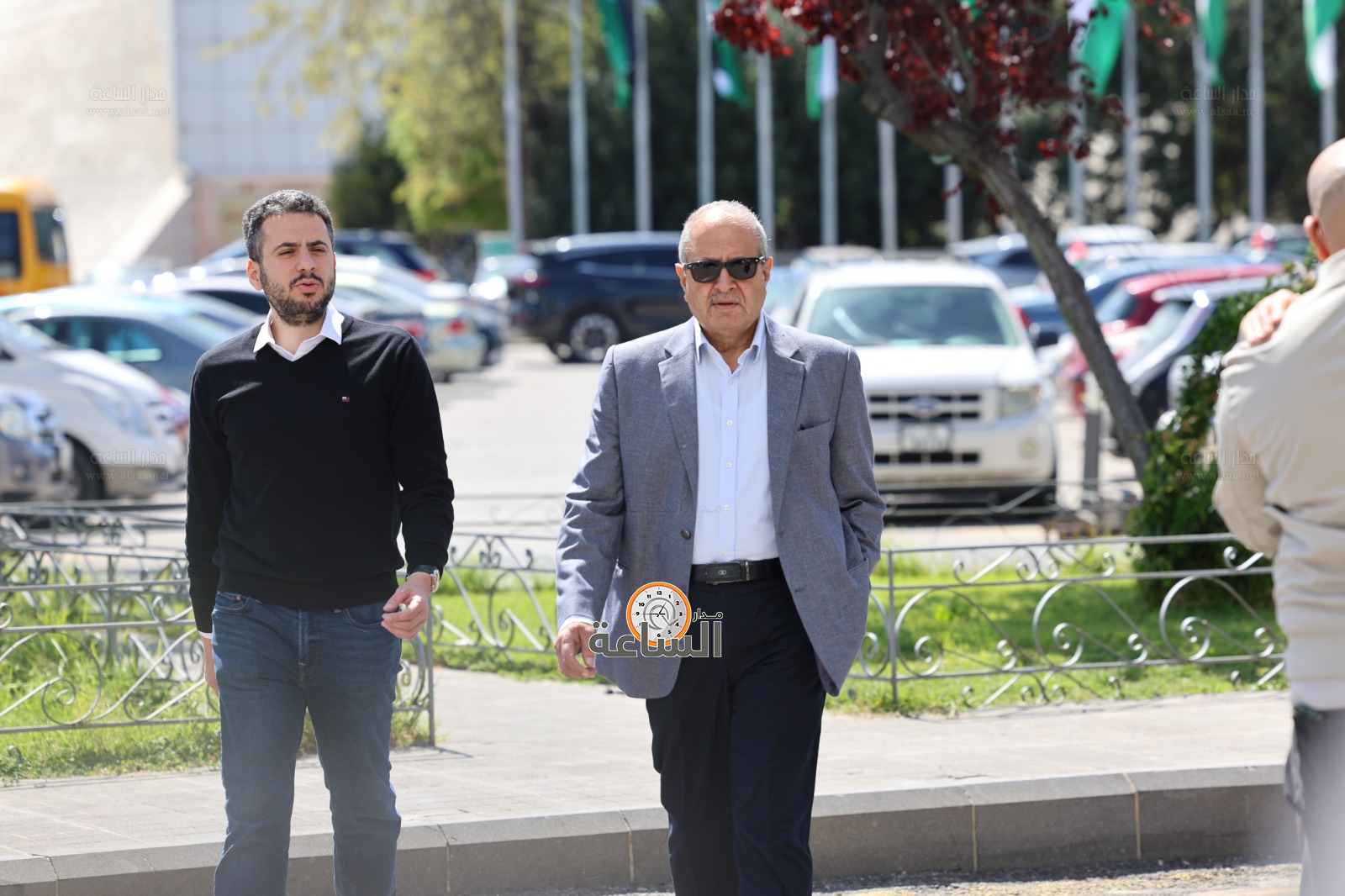 Madar Al-Saa Images 0.4981684110010868