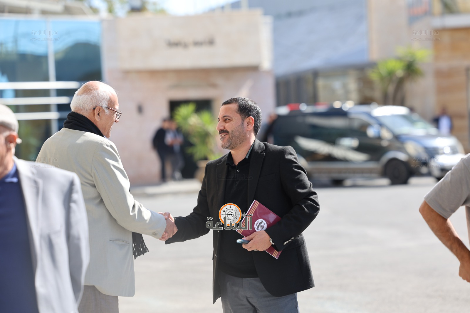 Madar Al-Saa Images 0.8347554483342982