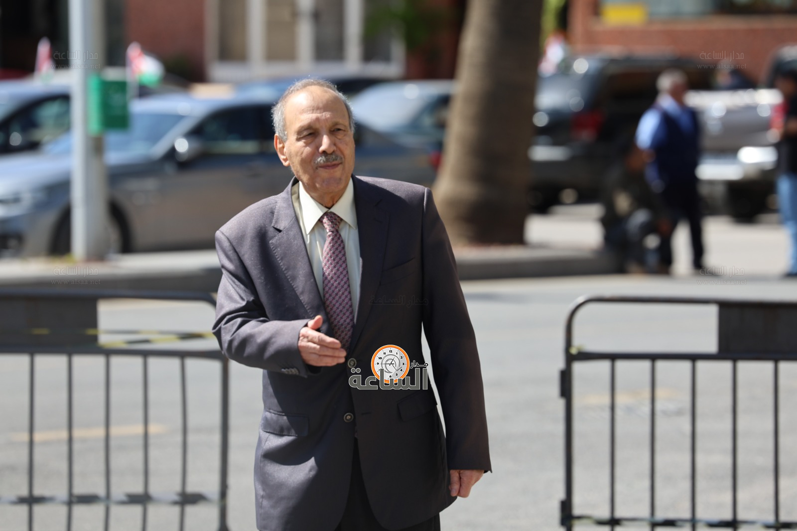 Madar Al-Saa Images 0.9785947583955841