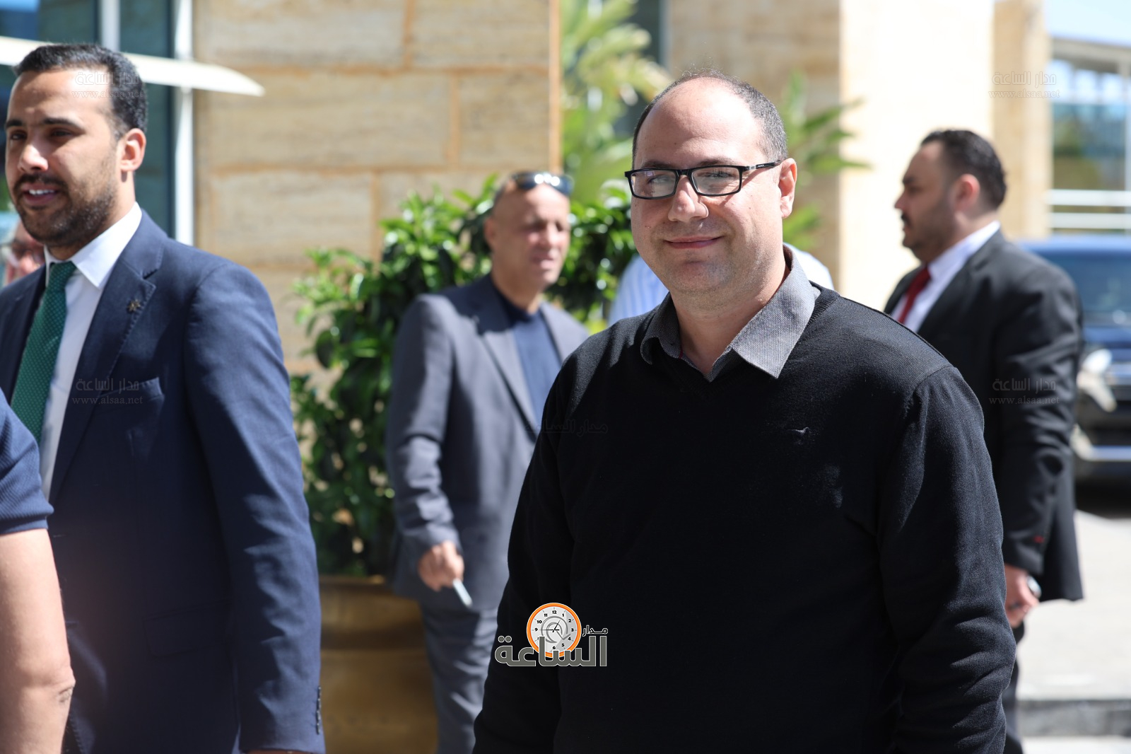 Madar Al-Saa Images 0.29297920962433455