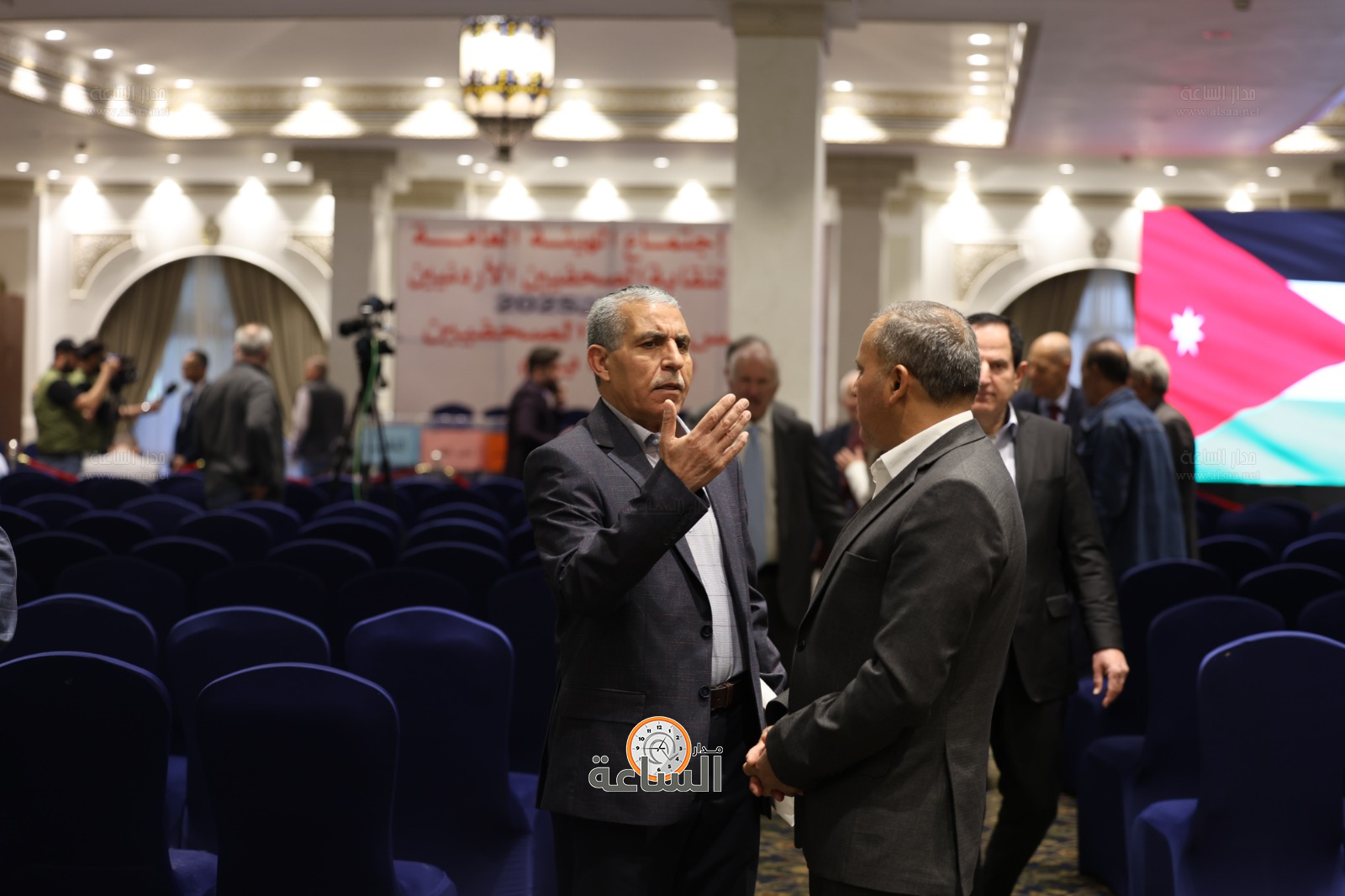 Madar Al-Saa Images 0.3674665201957307