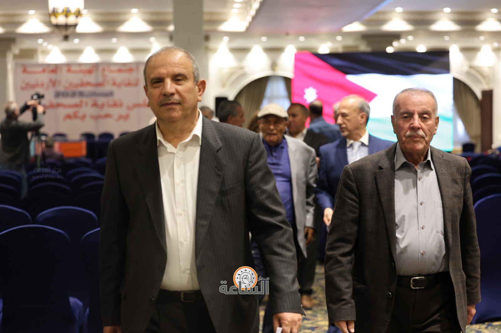 Madar Al-Saa Images 0.2161816984451027