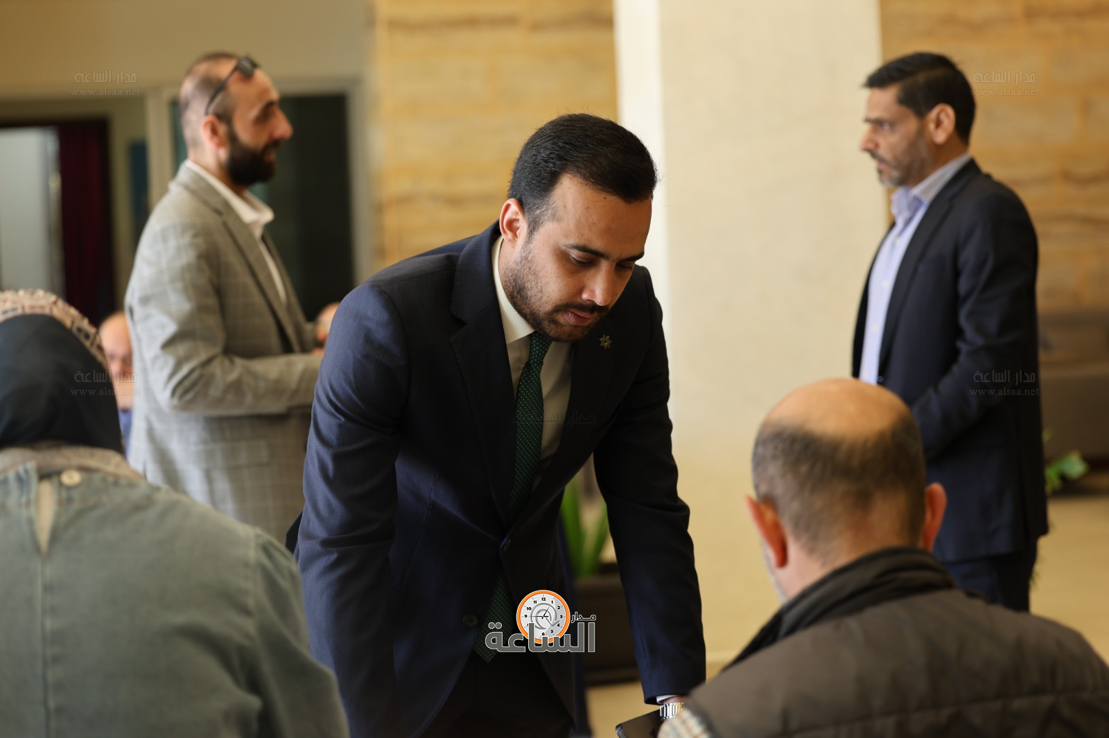 Madar Al-Saa Images 0.024421743633980197