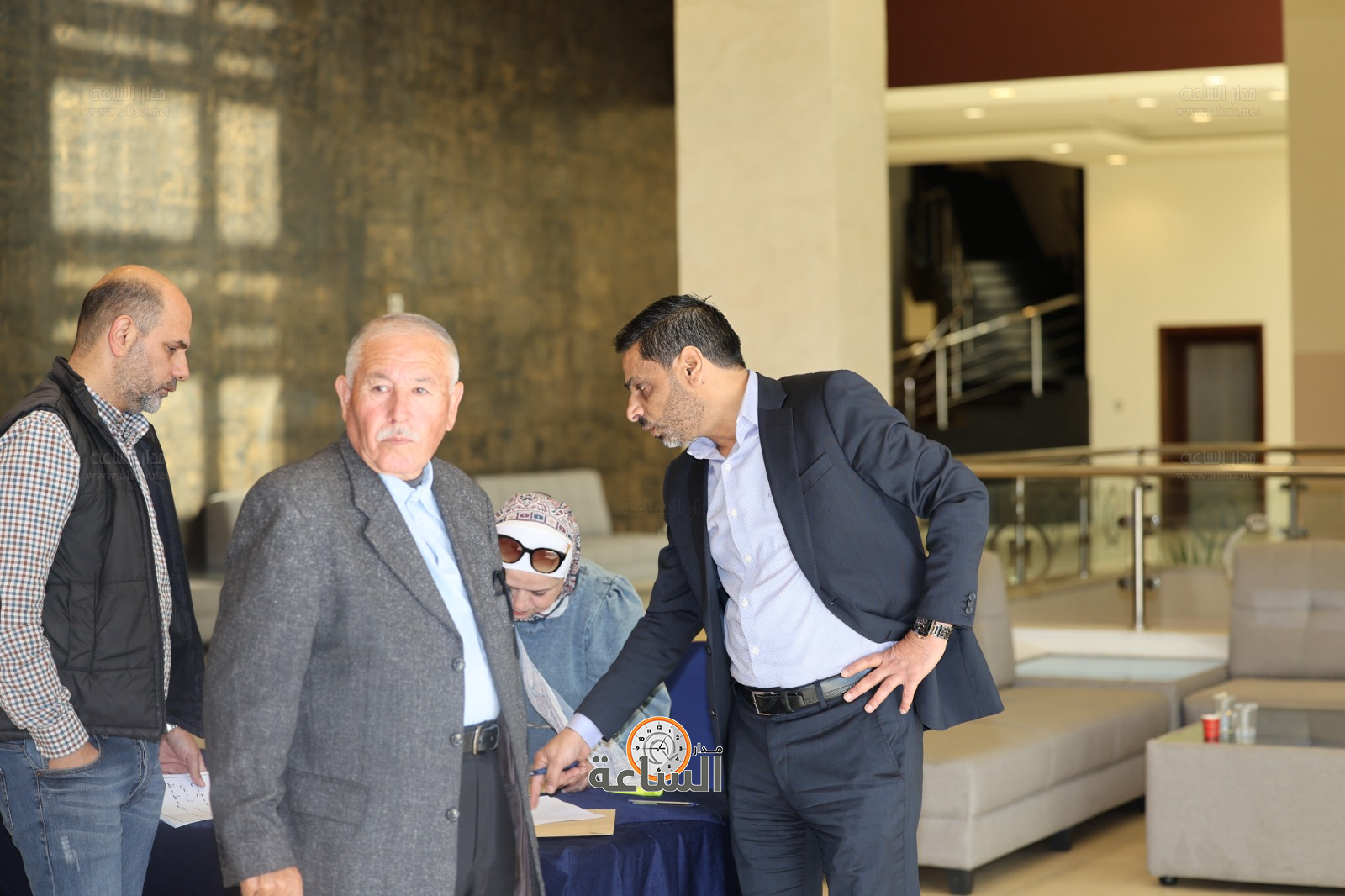 Madar Al-Saa Images 0.4197428731077204