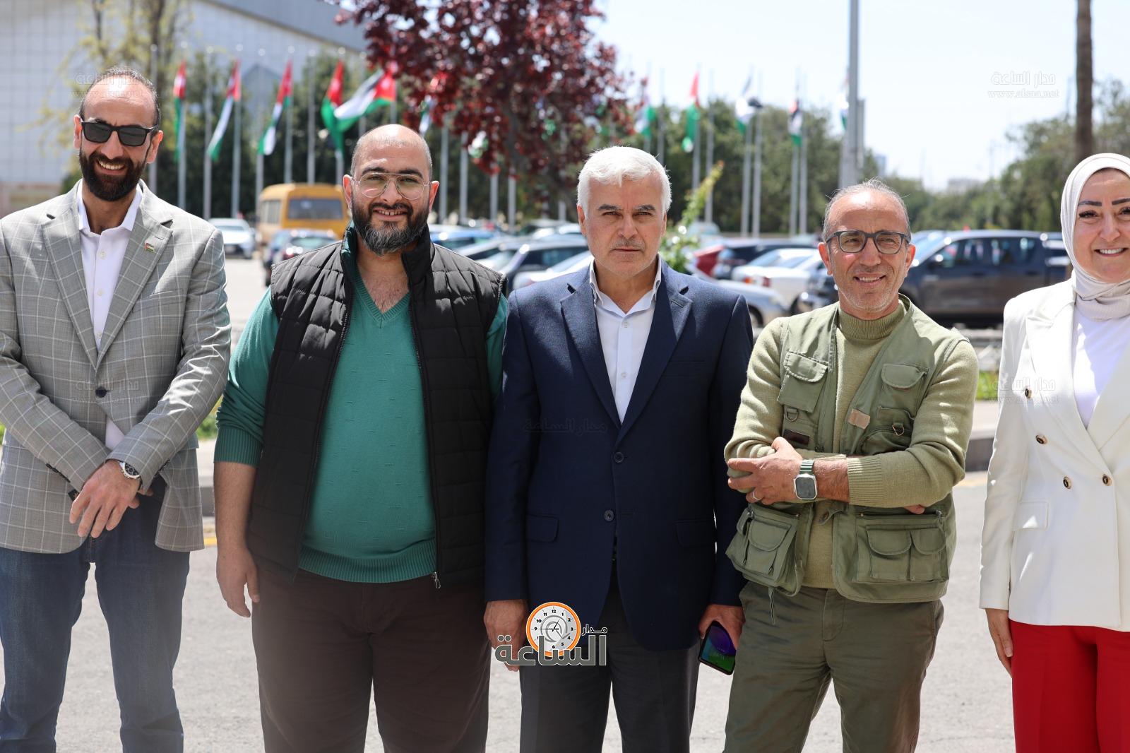 Madar Al-Saa Images 0.40248038954325205